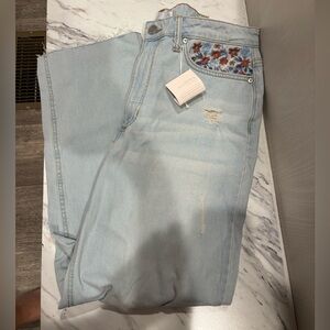 NWT Beautiful jeans